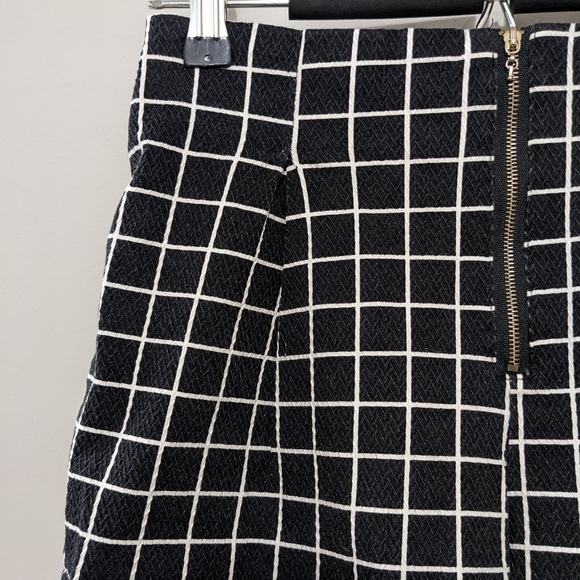 Vintage front-zip shorts - Picture 4 of 8